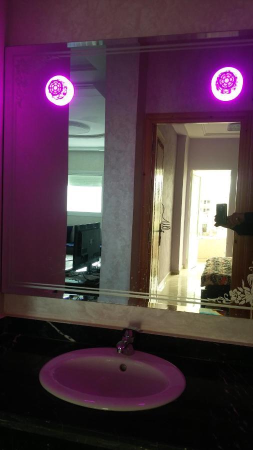 Logement Hotel Et Navette Gratuite Fez Exterior foto